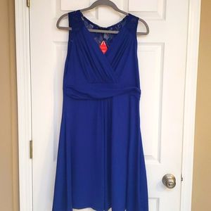 Summer dress w lace back